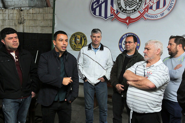 Campo do Corinthinha será o 1º a receber grama sintética em plano de revitalização de Rogério Lins